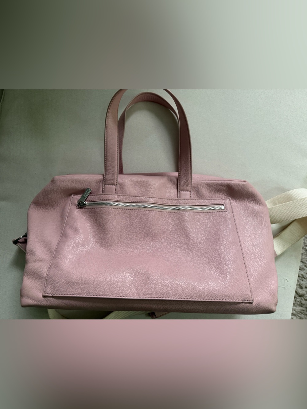 LIMITED EDITION AWAY The Everywhere Bag in Blush